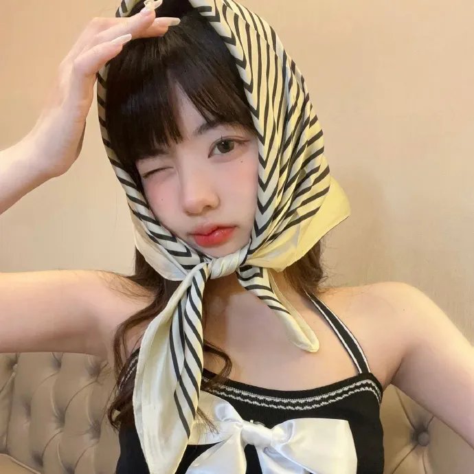 苍蓝乌尔